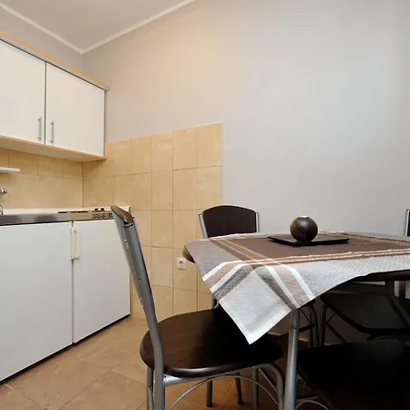 Spa & Heated Pool 3 Apartamento Sukošan
